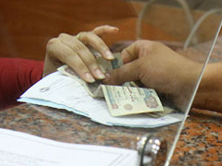 الماليه تبدأ تفعيل خصم ضريبة الرواتب