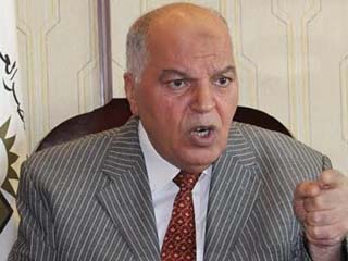 جهود مكثفة لانتظام صرف معاشات المعلمين