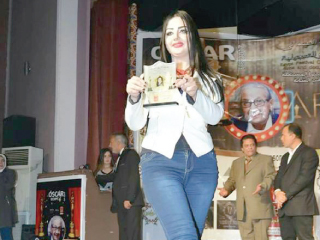 مطربة «المرجيحة» ممنوعة من الغناء بأوامر نقابية