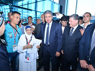 توديع أول أفواج الحجاج بحضور وزيرى الطيران والإسكان وقيادات الأوقاف والداخلية