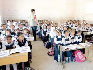 «التعليم» تدرس تأجيل الدراسة لـ23 سبتمبر