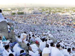 ضيوف الرحمن  على جبل عرفات