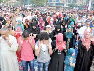 معركة.. صراع «الأوقاف» والسلفيين على ساحات صلاة العيد