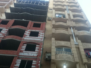 ذعر ببرج ابن الفارض.. وإزالة 3 طوابق من الرضوى