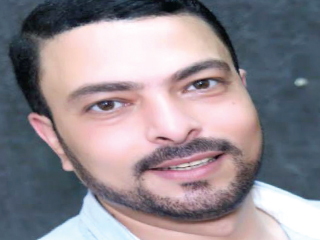 الشباب يواجهون أشرف زكى والنقيب يرد «لا تعليق»