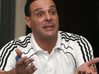 أيام عصام عبدالفتاح فى لجنة الحكام معدودة