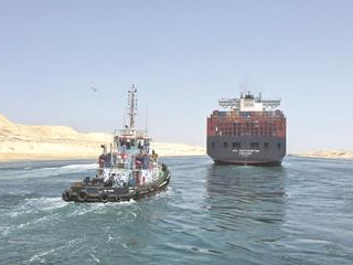 النمو المتزايد للنقد الأجنبى وخفض العجز التجارى وتحرير سعر الصرف