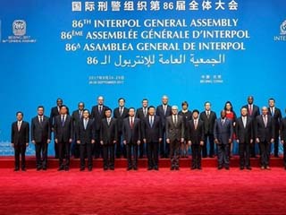 قيادى بفتح: قبول فلسطين بالانتربول اعتراف دولى