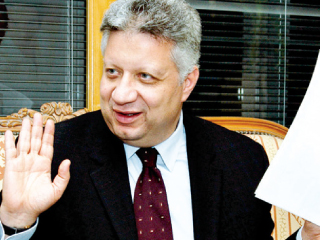 الضرائب تحجز على نادى الزمالك