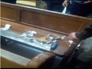 عبوة ناسفة وأسلحة آلية داخل سيارة قرب كنيسة بروض الفرج