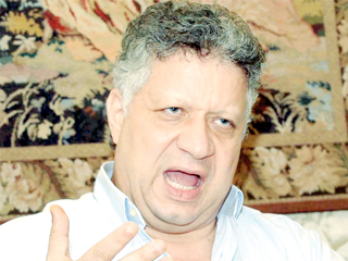 الضرائب والمعارضة يحاصران الزمالك