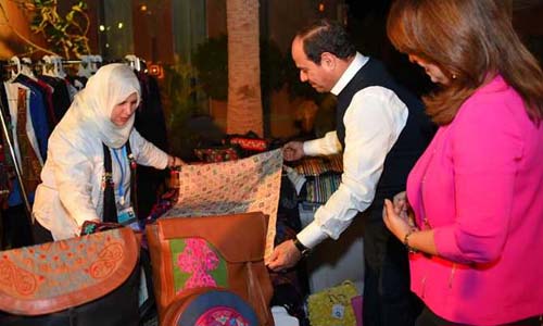 الرئيس يزور معرض «التضامن الاجتماعى» للحرف اليدوية والتراثية بشرم الشيخ