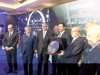 «الحريرى» يسلم «طارق عامر» جائزة أفضل محافظ بنك مركزى عربى