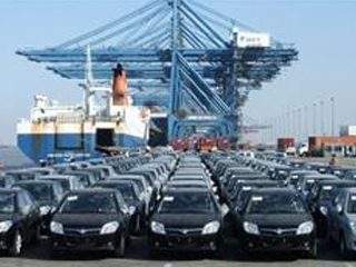 الجمارك تستعد لخفض التعريفة الجمركية على السيارات الأوروبية
