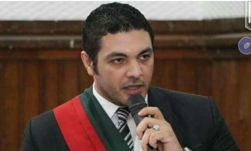 الفقر حول المترجم إلى متسول