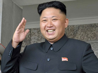 «كيم جونج أون» مهدداً أمريكا: الزر النووى فى مكتبى