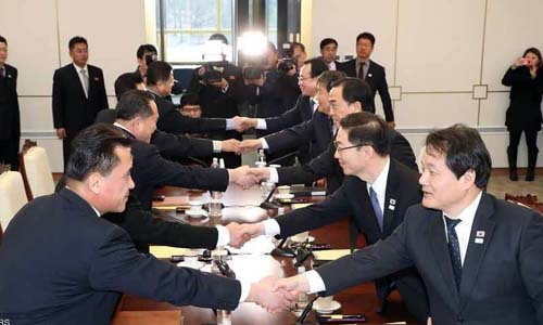 كوريا.. «العلاقات الأسرية» تفرض كلمتها فى المفاوضات بين الكوريتين