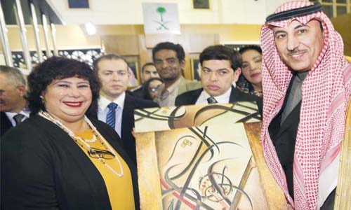 د.خالد بن عبد الله النامى الملحق الثقافى السعودى بالقاهرة لـ«روزاليوسف»: نشارك بقوة فى معرض الكتاب والأدباء السعوديون قادرون على المنافسة عالميًا