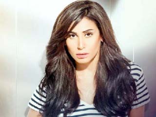 دينا الشربينى أسبوع يفصلها  عن «المعجزة»