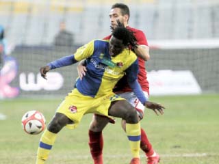 الأهلى يستعين بالفيديوهات قبل ضربة البداية فى إفريقيا