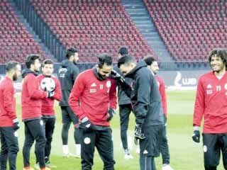 مؤمن وقفشة وسام على رأس المستبعدين بقائمة المنتخب النهائية