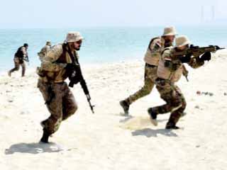 القوات المسلحة تشارك فى «درع الخليج - ١»