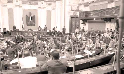 البرلمان يعود بخلافات حول التعديل الوزارى