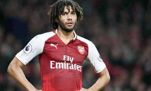محمد الننى يختار صلاح لجائزة أفضل لاعب فى إنجلترا