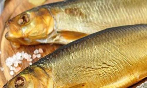 إعدام 6 أطنان أسماك ورنجة فاسدة خلال حملات مكبرة على الأسواق