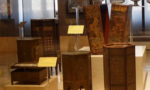«منضدة مصحف أو كرسى عشاء».. تحفة قلاوون فى المتحف الإسلامى