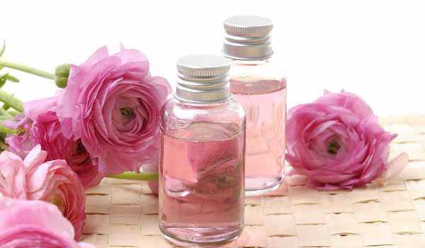 تأثيرات سحرية لـ«زيت الورد» على بشرتك
