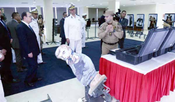 جولة تفقدية لوزير الداخلية لمتابعة إنشاءات معهد القوات الخاصة