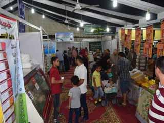 رئيس الوزراء يفتتح معرض «أهلًا رمضان» لبيع السلع  بتخفيضات 02% للمواطنين