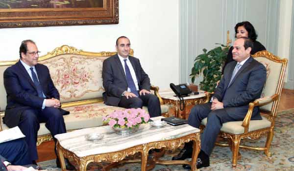 السيسى يشيد بالتعاون المصرى الفرنسى على الصعيدين الأمنى والاستخباراتى