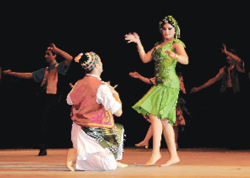 مسارح الدولة تتحدى الدراما التليفزيونية