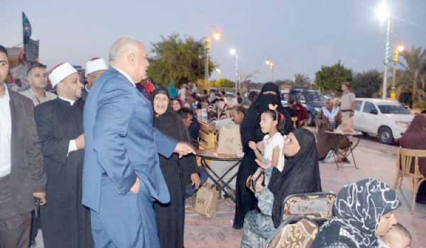 إفطار جماعى لــ1500 أسرة بالوادى الجديد