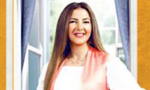 «سبوبة الإعلانات» وسيلة النجمات لتعويض غيابهن الرمضانى