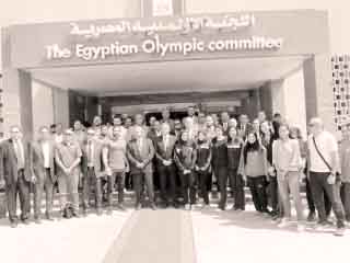 وزير الرياضة يحفز «أبطال المتوسط»