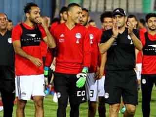 «صلاح» يشارك فى الشوط الثانى أمام الأورجواى