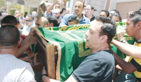 الفنانون يودعون ماهر عصام إلى مثواه الأخير