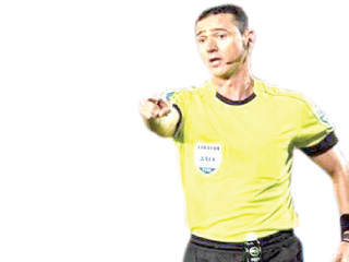 حكم مباراة مصر والسعودية «تخصص عرب»