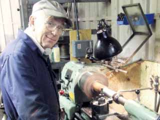 إنشاء منطقة للحرفيين على مساحة 760 فدانا بأسيوط