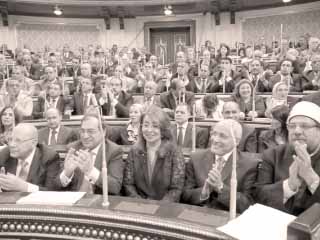 مصير الحكومة فى يد البرلمان