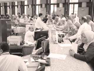 استطلاع: الاقتصاد المصرى يحقق نمواً %5.2 فى السنة المالية الجديدة