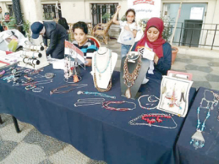 «كلنا جيران».. برامج وفرق غنائية متعددة.. وتكريم أصحاب قصص النجاح