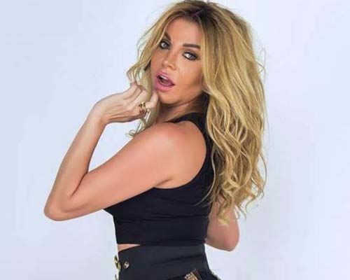 رزان مغربى:  أنا «super women»