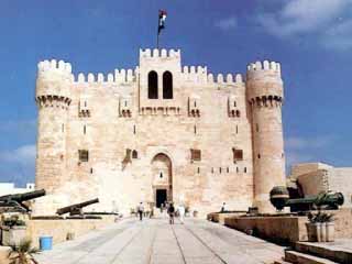 ارتفاع عدد زوار القلعة بالإسكندرية