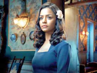 أسماء أبواليزيد: مقارنتى  بـ«سمراء النيل» ليست فى صالحى