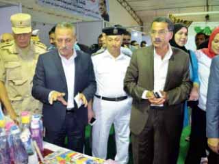 «كلنا واحد» توفر مستلزمات المدارس بأسعار رمزية