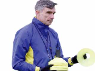 6 شرائط فيديو يكشف بها الأهلى عورات «بطل غينيا»